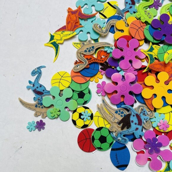 Multishape Felt Patches Multicolor Scrapbooking Stickers Appliques Assorted - Picture 3 of 6